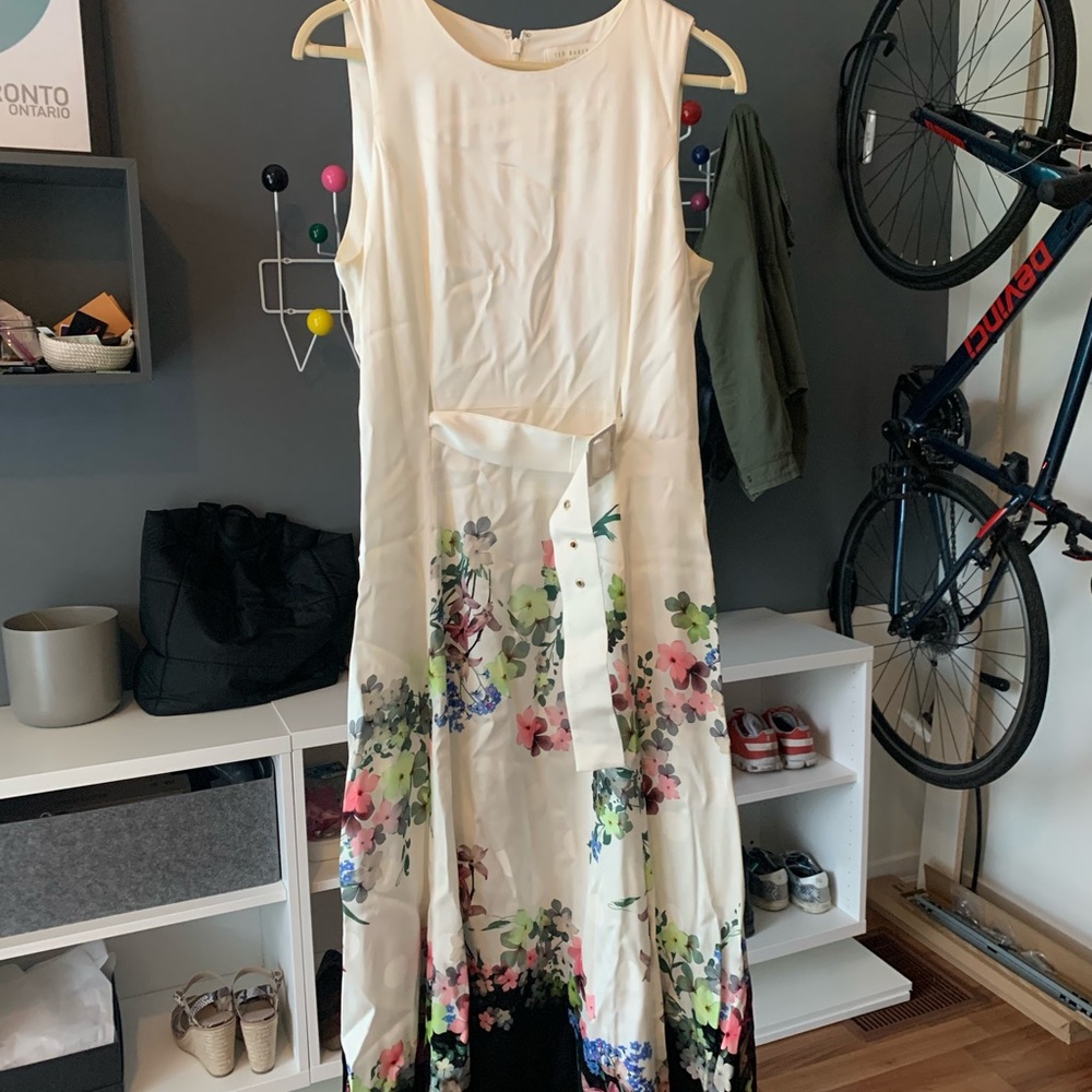 Ted Baker size 2 which is like Medium or Size 6. Bra size 36 B. Worn once.